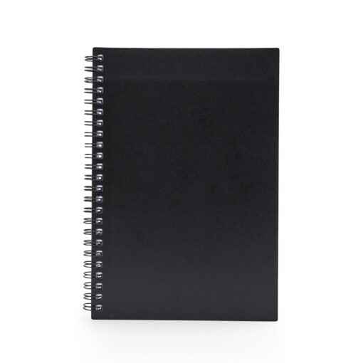 CADERNO A5 PLÁSTICO SPX-05071-PRE NA COR PRETO