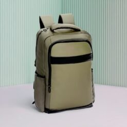 MOCHILA COURO SINTÉTICO USB 21 LITROS SPX-08172A NA COR VERDE