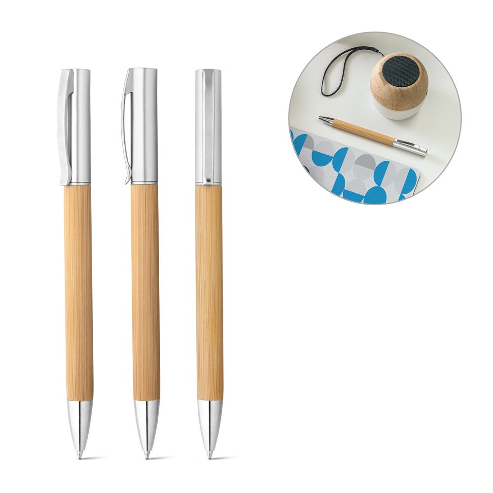 Caneta esferográfica em bambu e ABS com acabamento metálico mate e escrita em azul SP-91774-160 na cor Natural