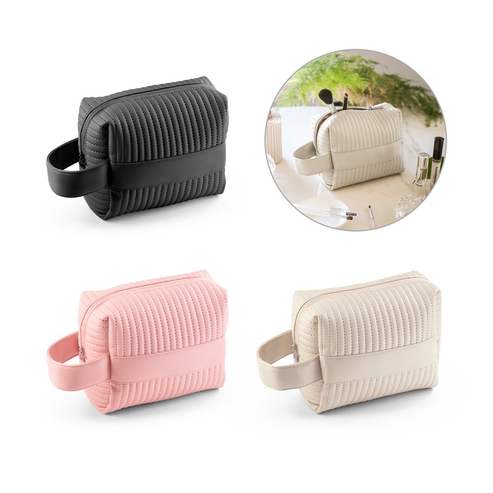 Bolsa de cosméticos em PU (21% de PU reciclado e 30% de poliéster reciclado) SP-92199-103 na cor Preto