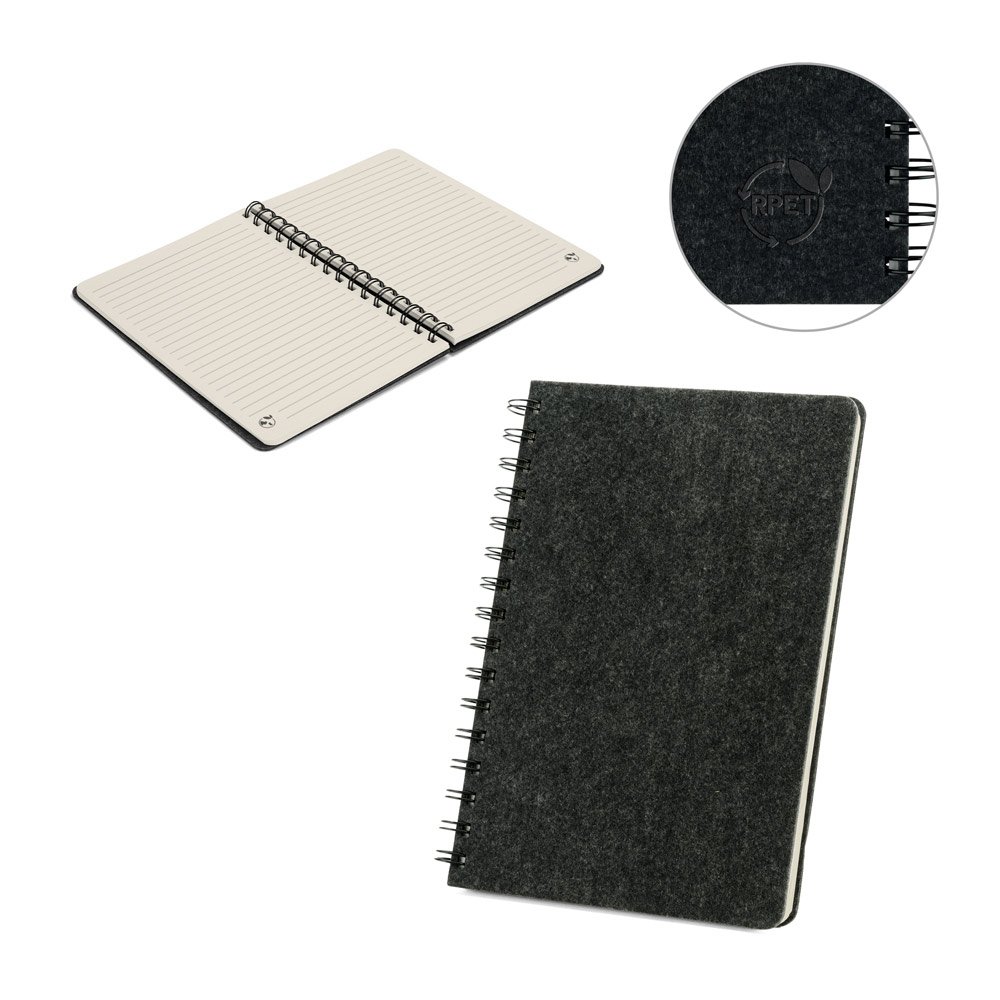 Caderno A5 de capa semi-rígida em feltro 100% reciclado, com páginas pautadas SP-93635-133 na cor Cinza escuro