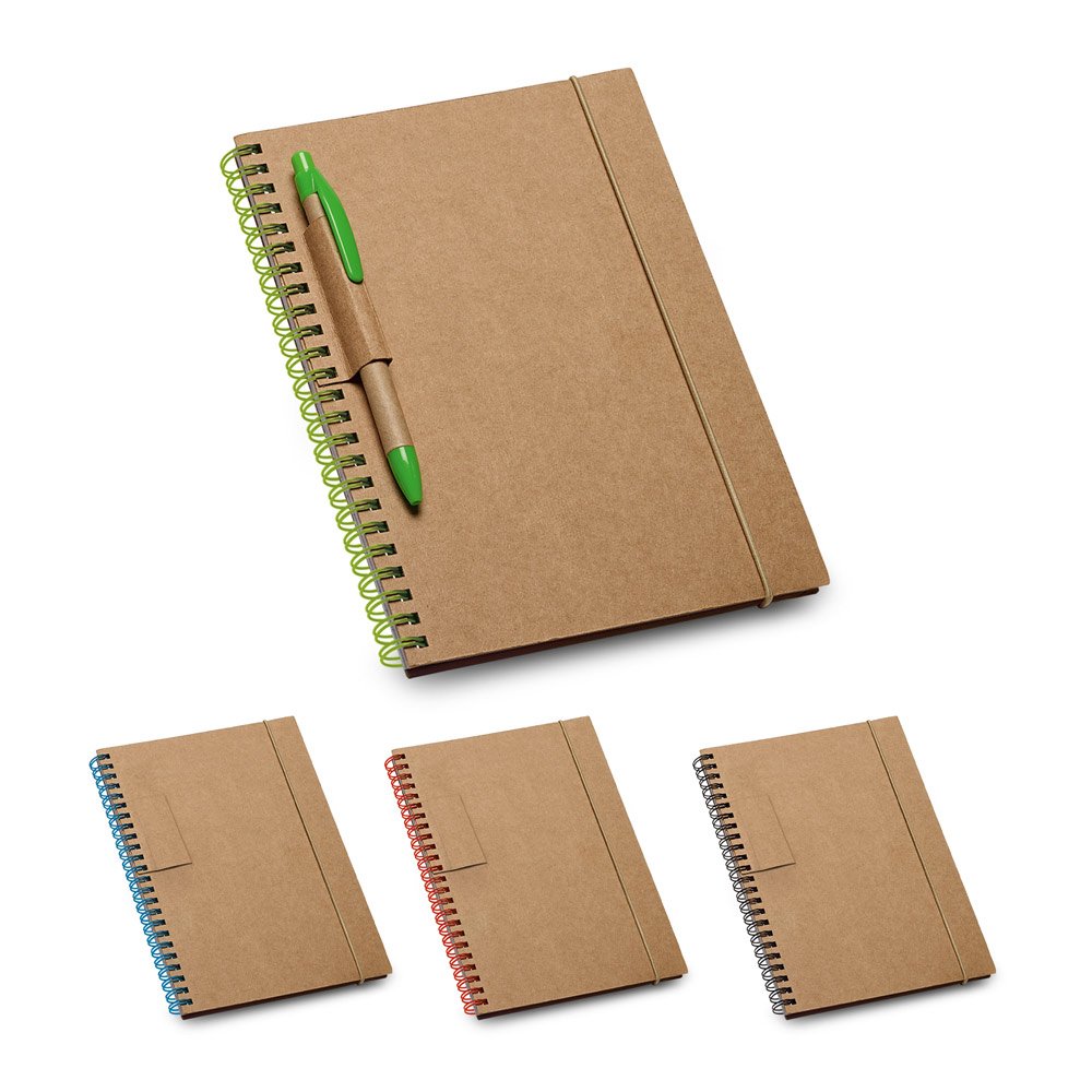 Caderno B6 de capa dura em cartão, com páginas pautadas recicladas SP-93708-124 na cor Azul claro
